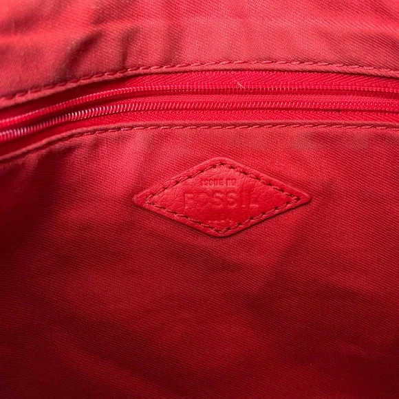 Vintage Fossil Crossbody Cherry red leather zip closure purse as is - Picture 9 of 15